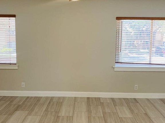 2nd image of 226 Wimbledon Lake Dr #226