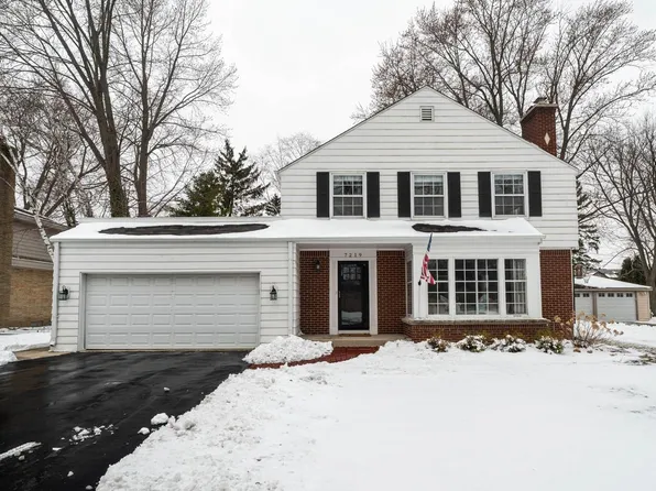 7219 North Santa Monica BOULEVARD, Fox Point, WI 53217