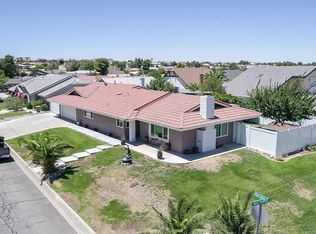 17960 High Ridge Ln, Victorville, CA 92395