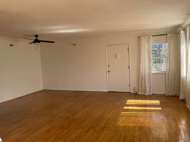 2 bed, 800 sqft, $3,195 — Photo 4