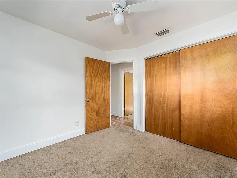 2242 Indian Ave S — Photo 13