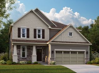 215 N Barry Rd, South Elgin, IL 60177