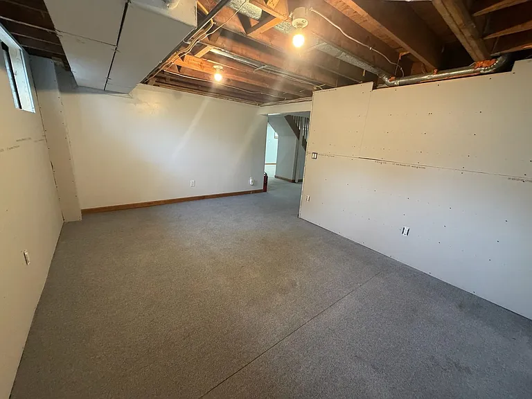 43 S Westfield Rd — Photo 32