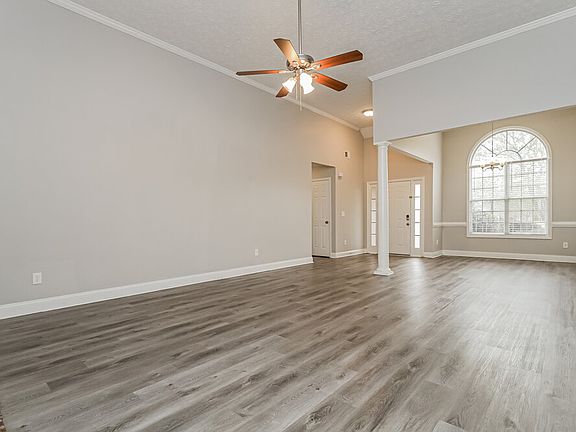 4th image of 217 Whitney Ln