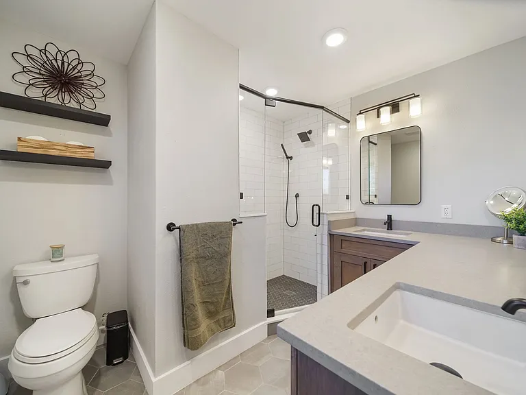 12745 W 61st Ave — Photo 13