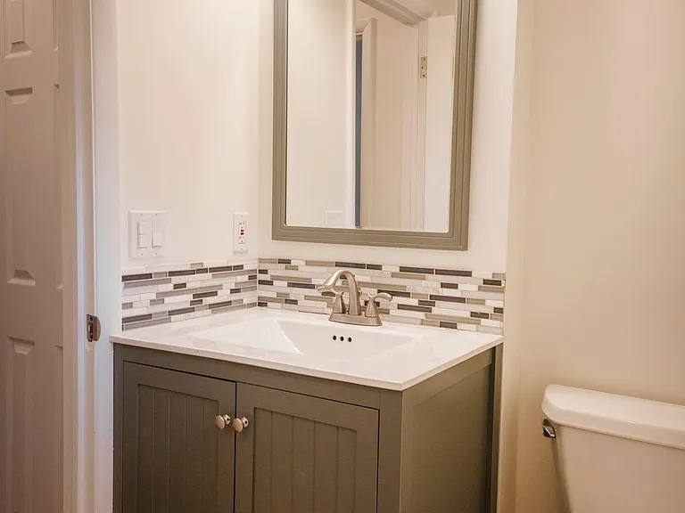 204 Hazelwood Dr — Photo 11