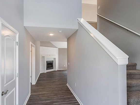 5th image of 4068 Loblolly Ln