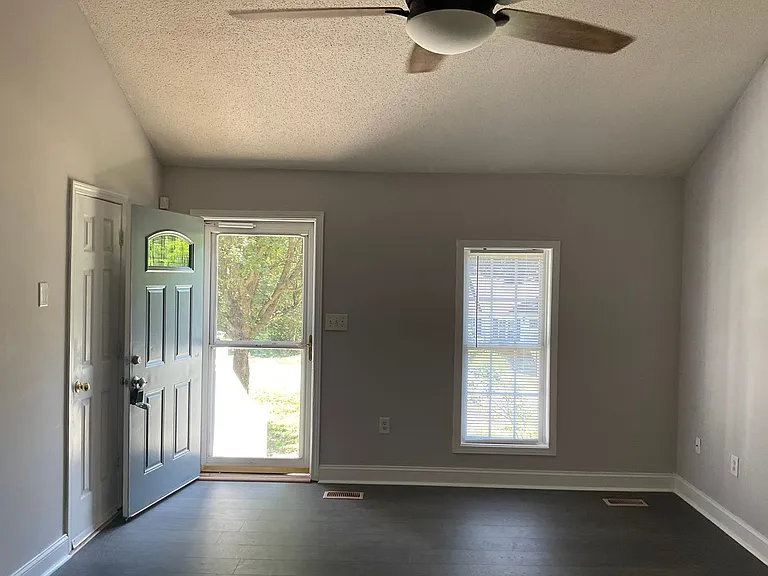 7502 Anchors Aweigh Ln — Photo 5