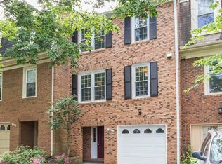 32 Ritchfield Ct, Rockville, MD 20850