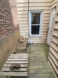 Rented by R New York