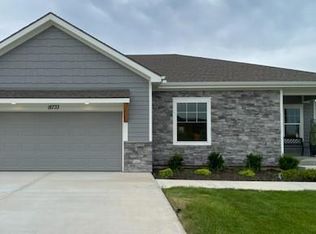 18823 Theden St, Spring Hill, KS 66083