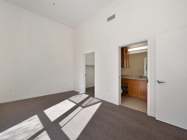 1020 12th St #408 — Photo 8