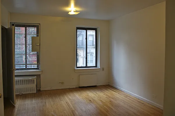 Rented by Town Residential | media 19