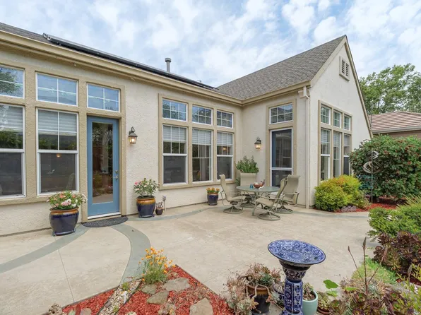 1920 Turtle Creek Way, Petaluma, CA 94954