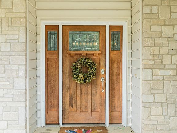 4th image of 2720 E Creeks Edge Dr