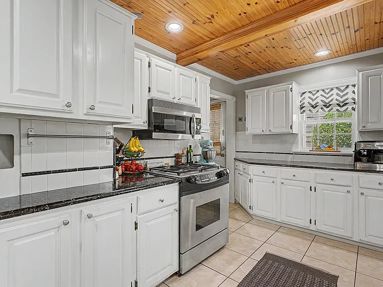 2523 S Cincinnati Ave — Photo 12