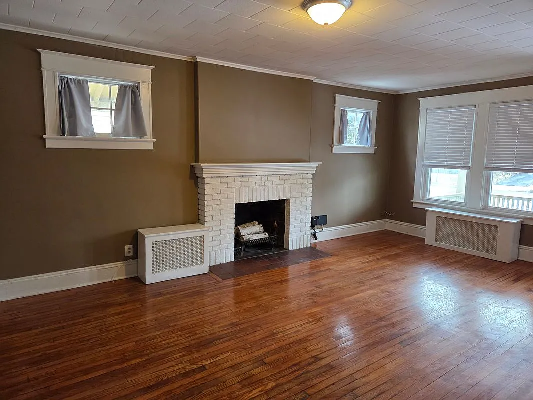 Building Photo - 1594 Union St #1