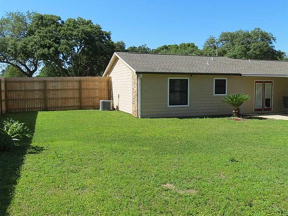 5th image of 7809 Montego Dr