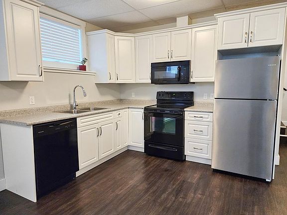 2nd image of 10112 96th Ave #3