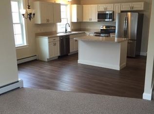 34 Spring St, Leominster, MA 01453