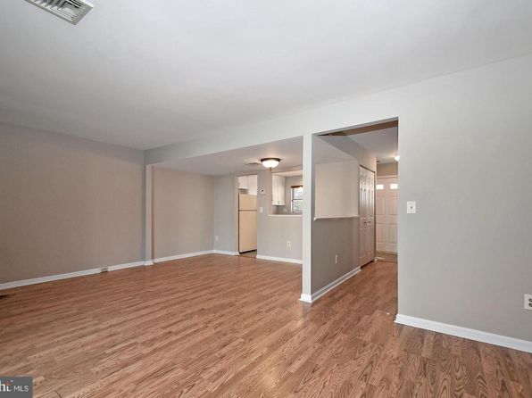 304 Barrington Ct, Palmyra, PA 17078