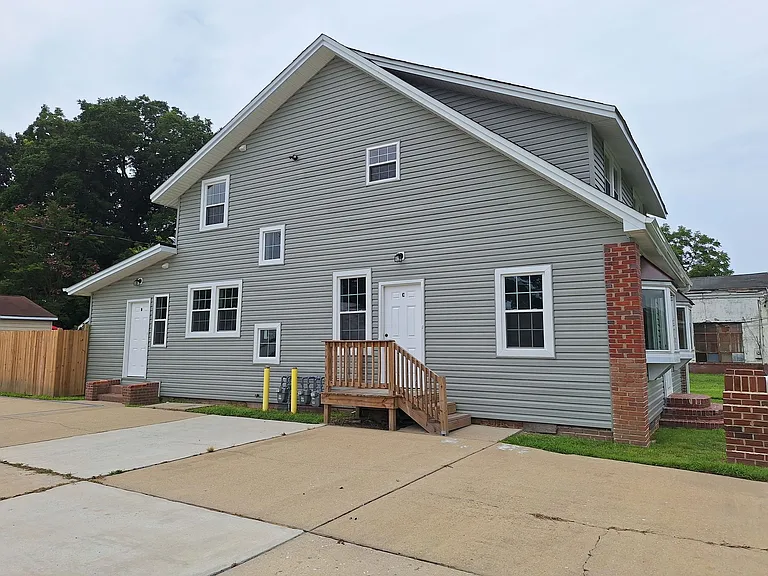 1814 Kecoughtan Rd — Photo 2