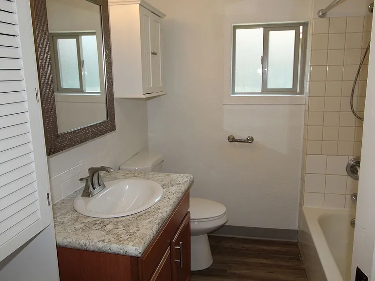 2311 E 4th Ave — Photo 13