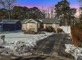 84 Woodland Dr, Brick, NJ 08723