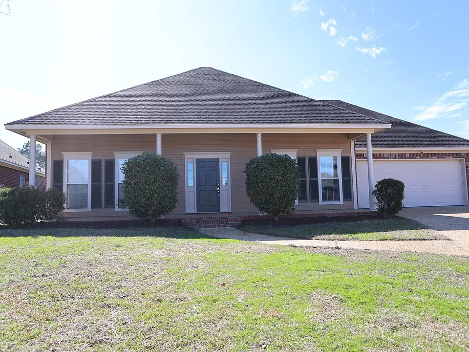 112 Apache Ct
