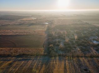 22710 Viola Rd, Chanute, KS 66720