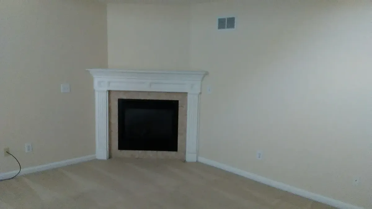 Building Photo - 492 Radcliff Dr