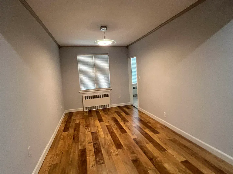 1297 E 49th St #1A — Photo 3