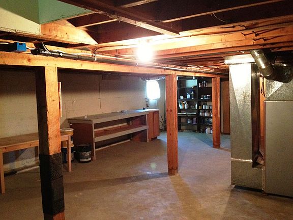 5th image of 510 SW 6th Ave