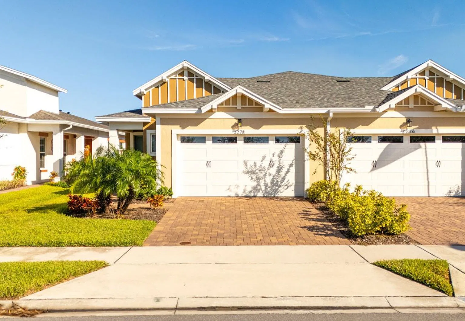 Modern 2-Bedroom, 2-Bath Duplex 2278 Datura Loop 55+ Community — Photo 2