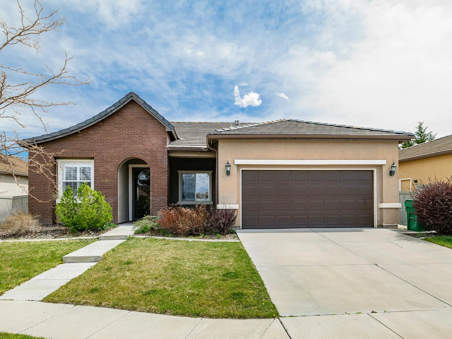 3 bed, 1765 sqft, $3,000 — Photo 1