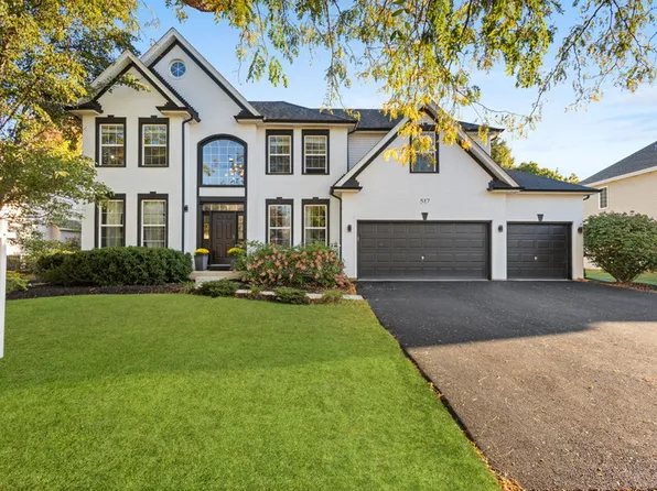 517 Meadowwood Ln, Oswego, IL 60543