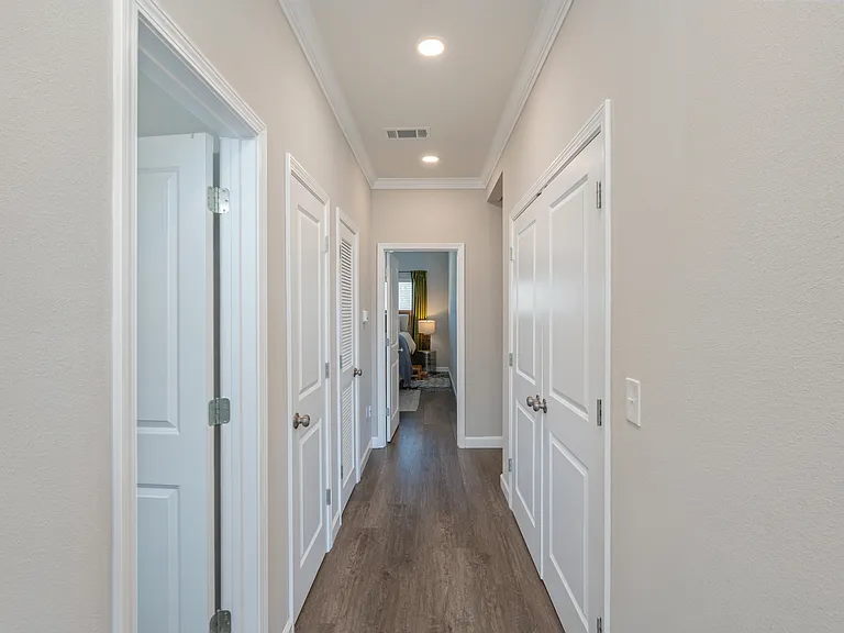 1802 Stable Ln #B2 — Photo 28
