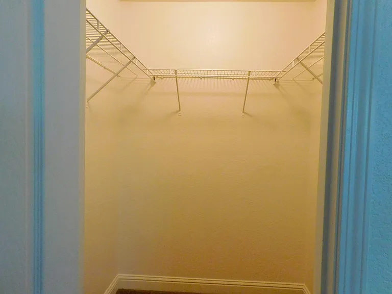 2881 Huntington Blvd #93721 — Photo 6