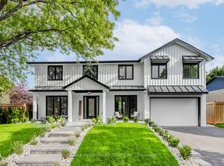 2212 Urwin Cres, Oakville, ON L6L 2T2