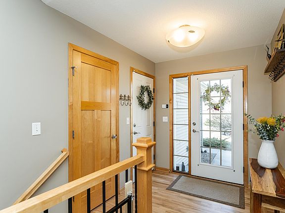 3rd image of 4980 55th Ave NW