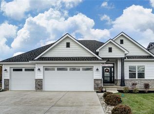 1126 Margaux Ct, Centerville, OH 45458
