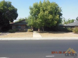 7404 Olive Dr, Bakersfield, CA