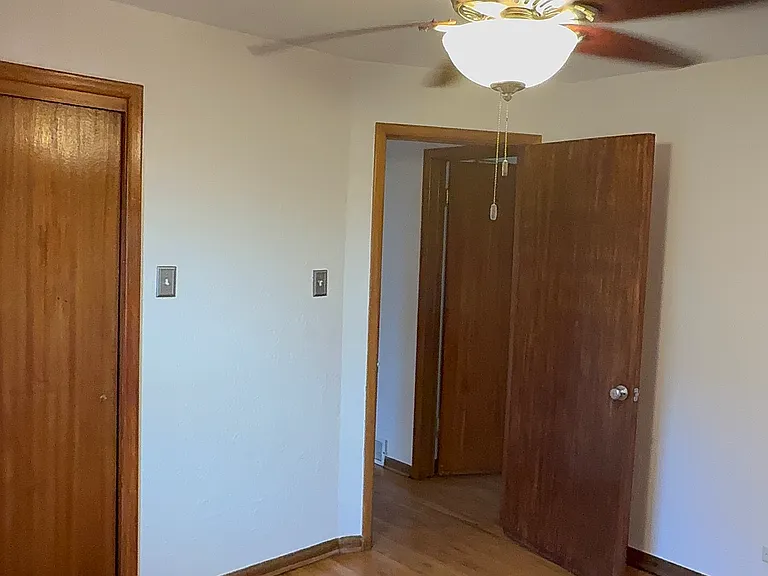 Smaller bedroom