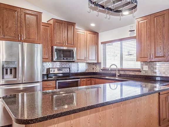 5th image of 1619 N Nevada Way