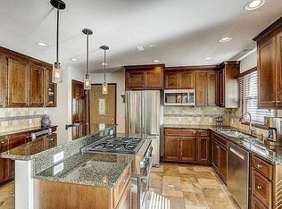 3810 S Brook Pl #3182, Saint Francis, WI 53235