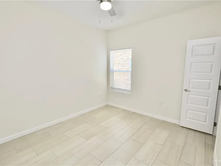 2612 E Israel Ave #A — Photo 13