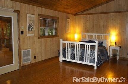 Huge master bedroom w/ fireplace
						:
						sitting area and wide closets