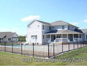 2nd image of 1807 E Cobble Creek Dr