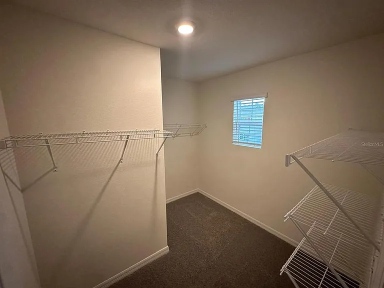 687 Park Place Blvd — Photo 10