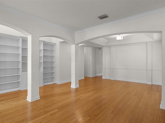 2nd image of 6968 Brescia Way